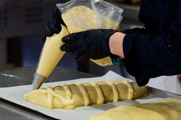 Foto Preparacion Coca San Juan Briox Crema 1